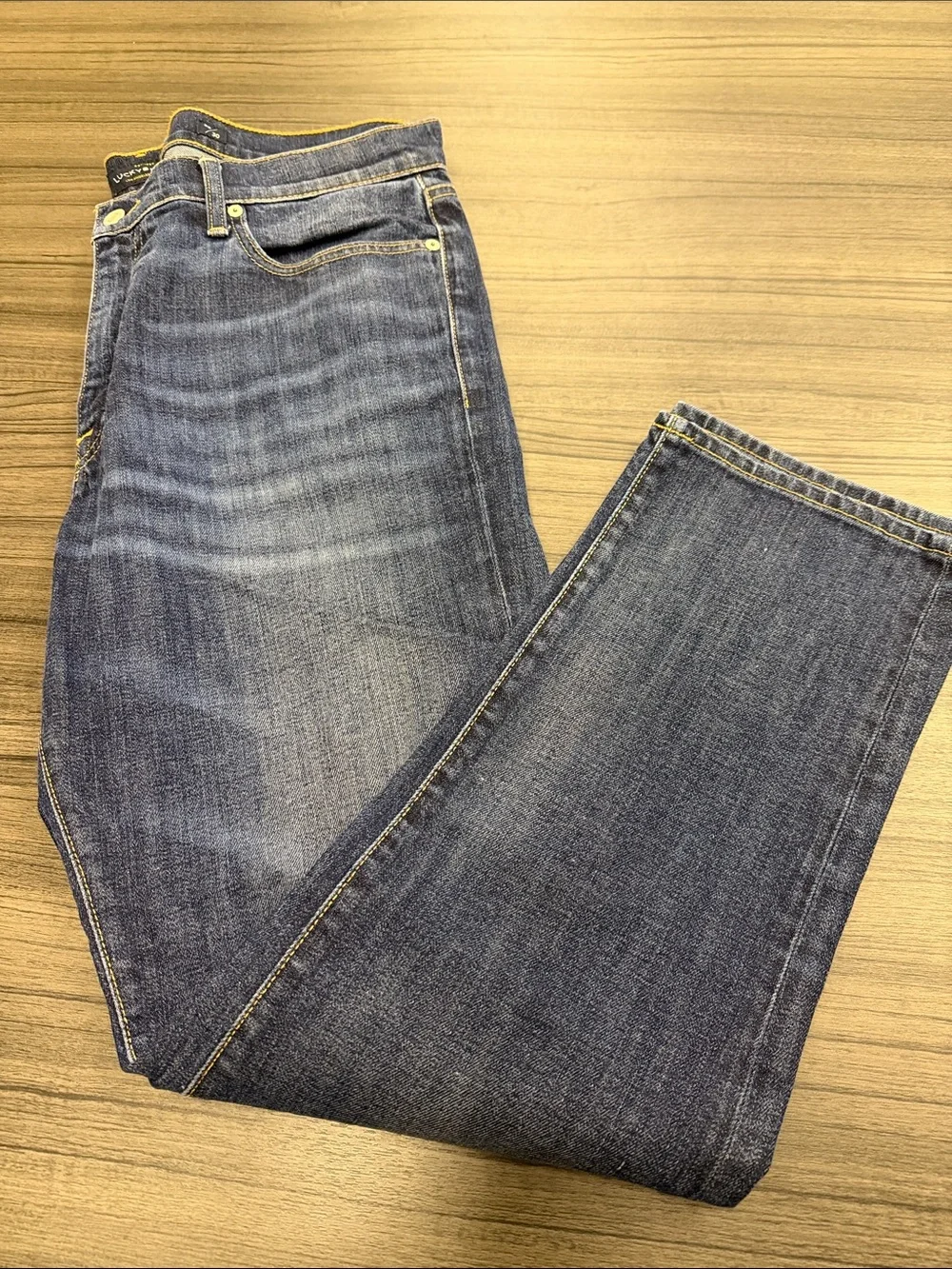 Lucky Brand Men's Faded Blue Slim Straight Jeans